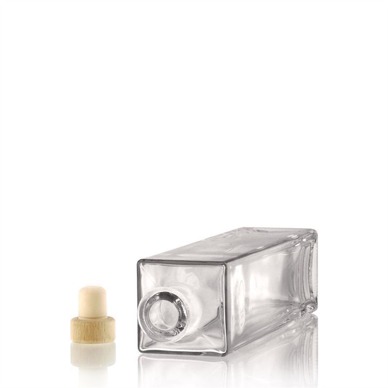 500 ml glass bottle 'Rafaello', square, closure: cork 500 ml glass bottle 'Rafaello', square, closure: cork